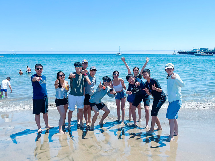 三藩市柏克萊大學夏令營