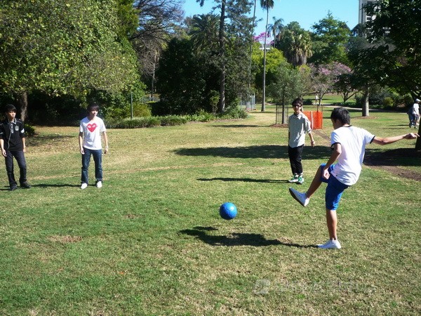 澳洲東岸體驗假期 (布里斯本、開恩茲),學聯遊學團