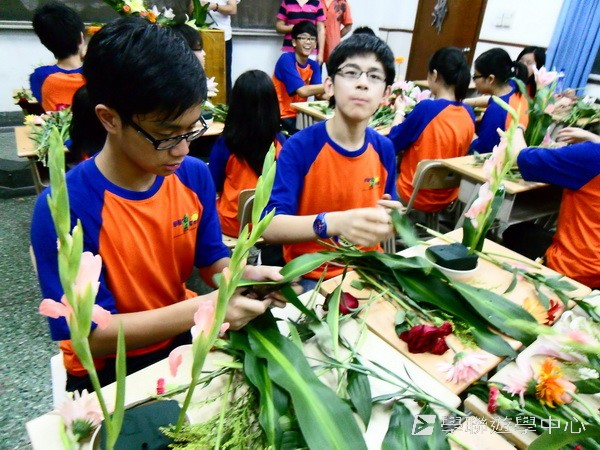 上海外國語大學附屬雙語學校小記者·普通話夏令營,學聯遊學團