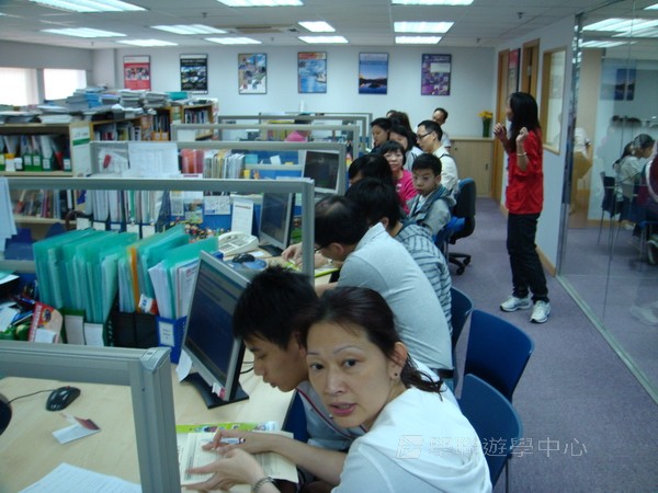 4月11日實況,學聯遊學團