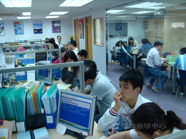 4月11日實況,學聯遊學團