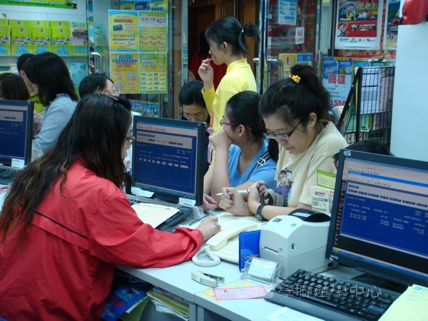 5月9日實況,學聯遊學團