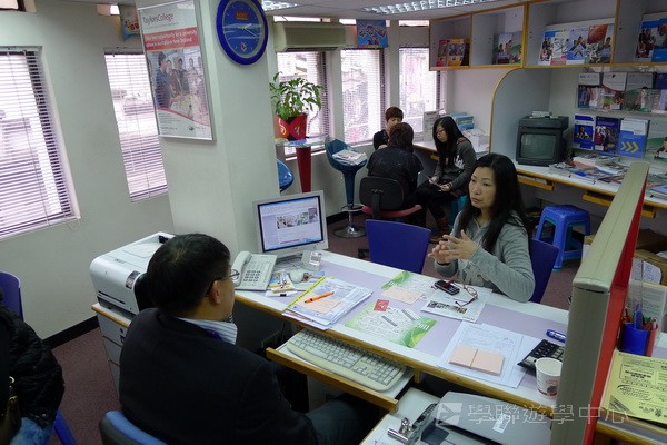 3月19日澳門開放日,學聯遊學團