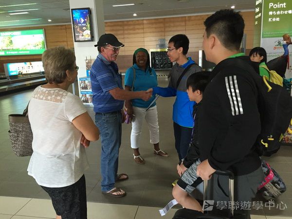 開恩茲友儕學習交流 ,學聯遊學團