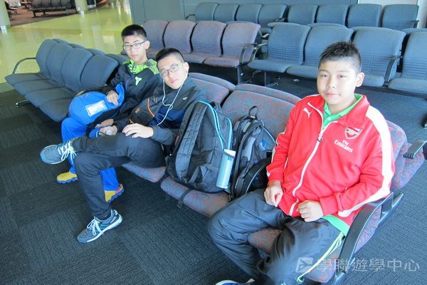 開恩茲友儕學習交流,學聯遊學團