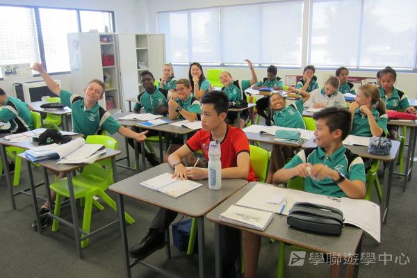 開恩茲友儕學習交流,學聯遊學團